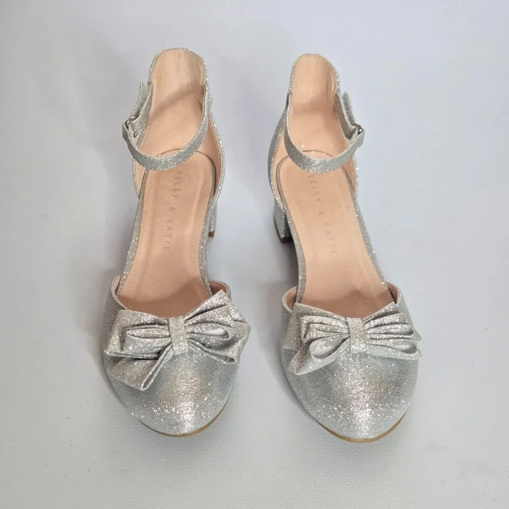 Kelly & Katie Victoria Pump Silver Glitter Front Bow Ankle Strap Girls Shoe Sz 3